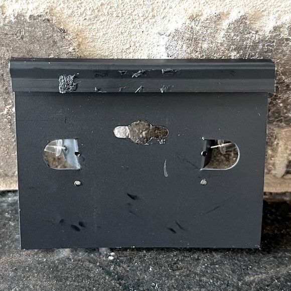 Noir Jewlery Clear Circle Hoops. NWOT! - Picture 3 of 3